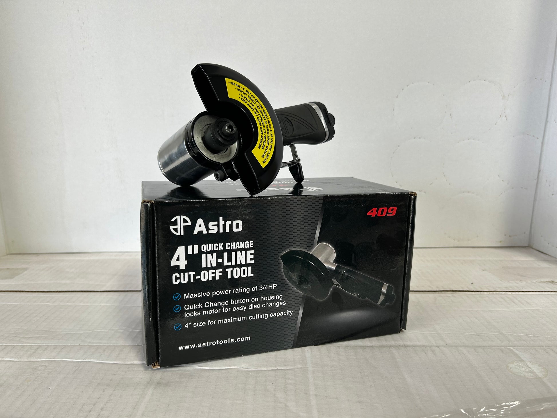 Astro Pneumatic 409 4 inch in-line air cut-off tool
