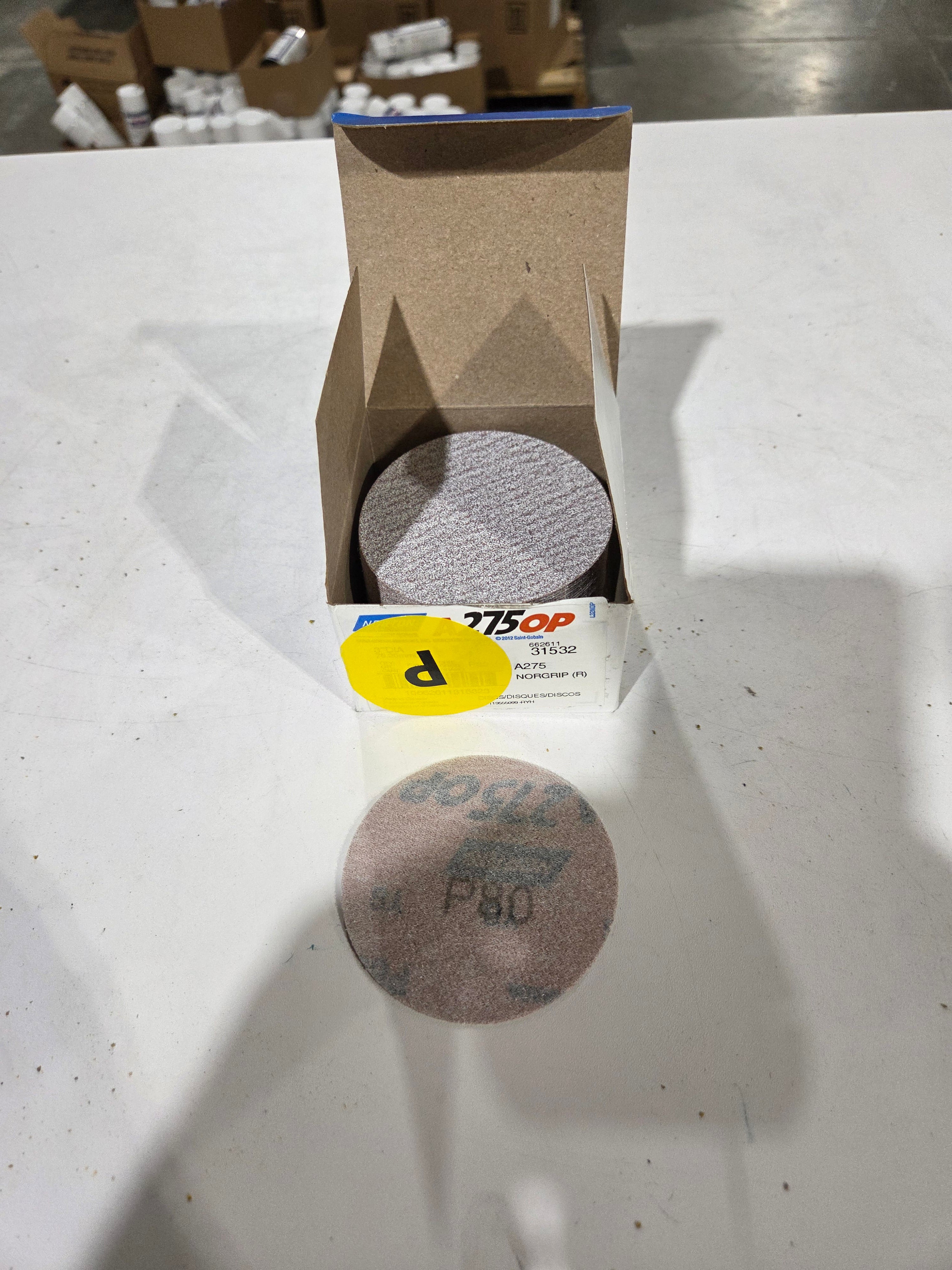 Norton 31532 Non-Vacuum NorGrip Sanding Disc, 3 in, P80 Grit, Aluminum Oxide Champagne