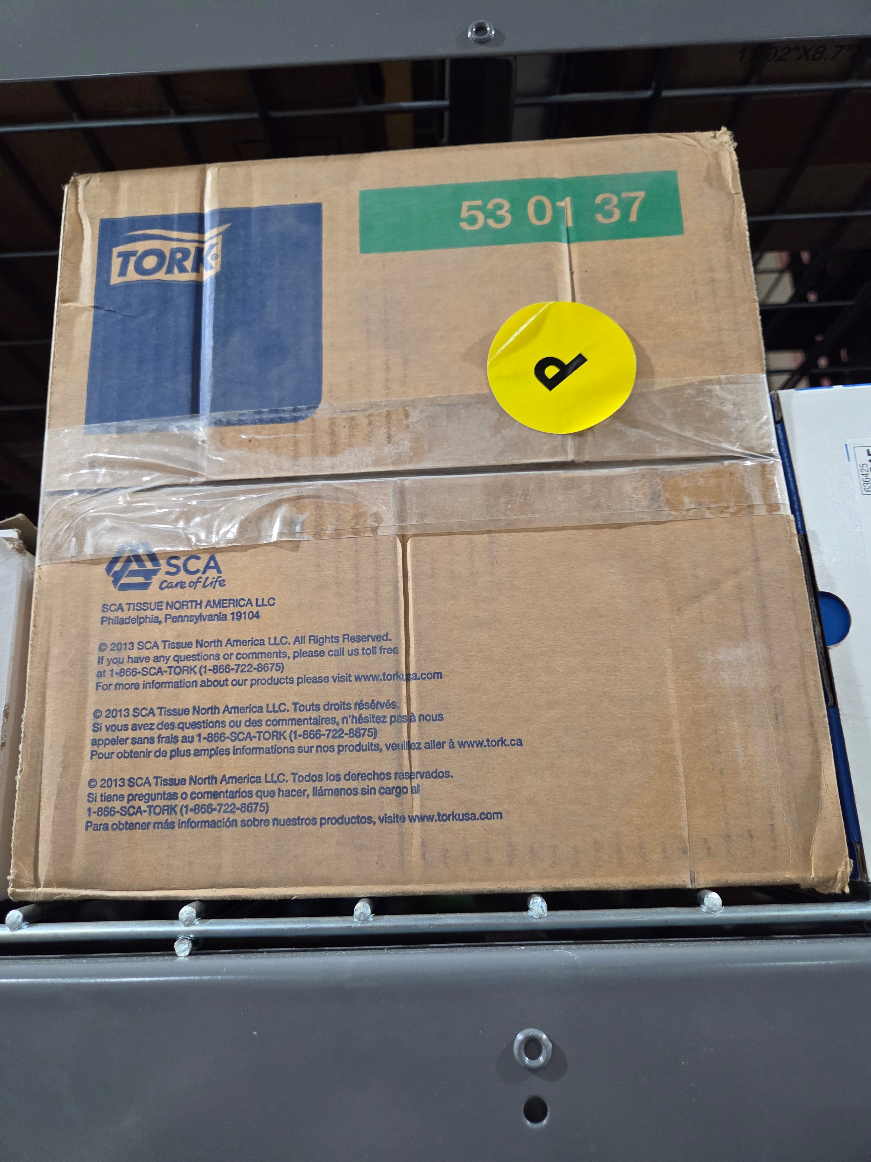 Tork 530137 Heavy Duty Centerfeed Cleaning Cloth, 9.84 in Dia x 349 ft L x 12.59 in W Roll, 280, Spunlace, White