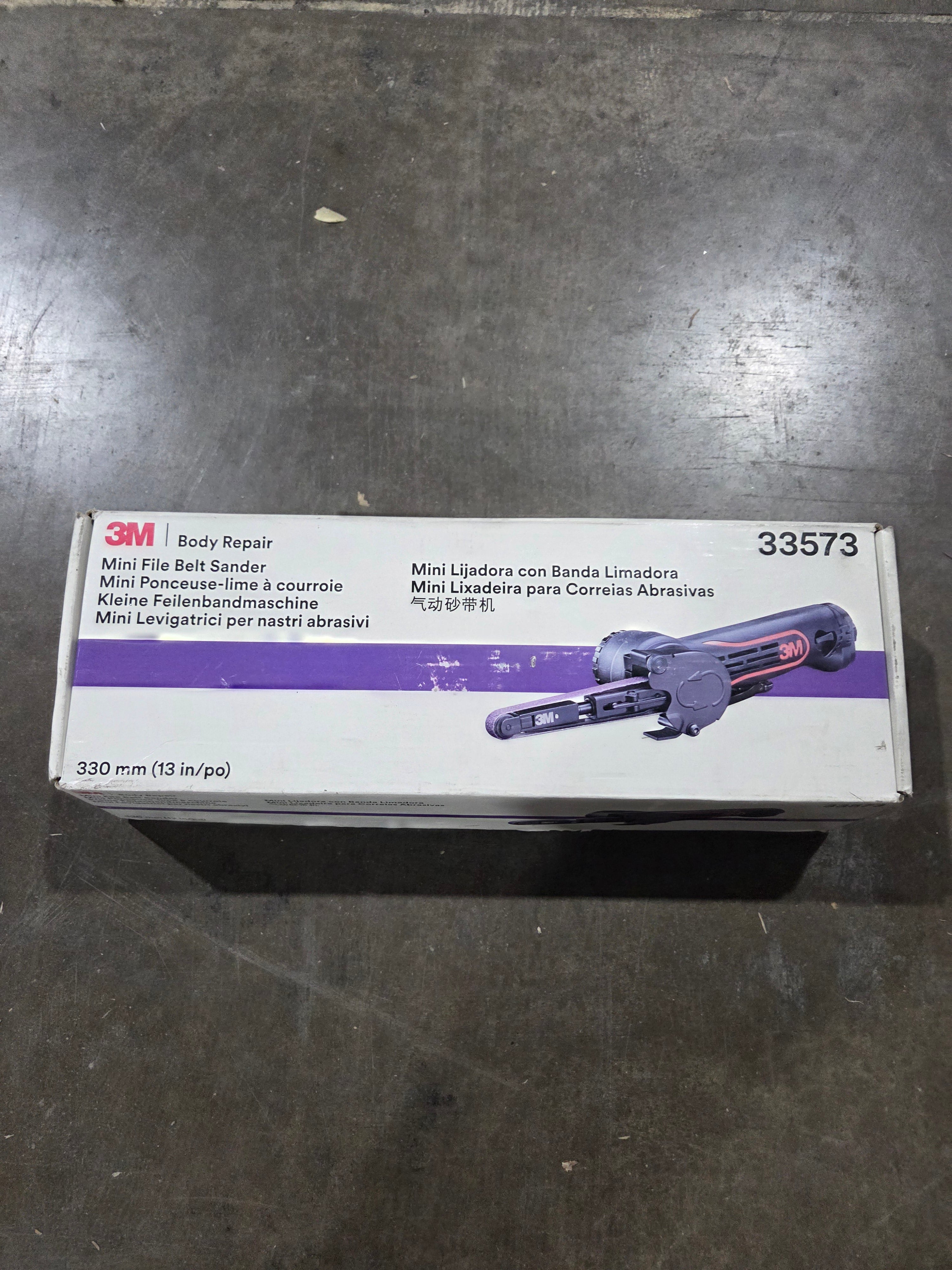 3M body repair tool packaging on a dark surface