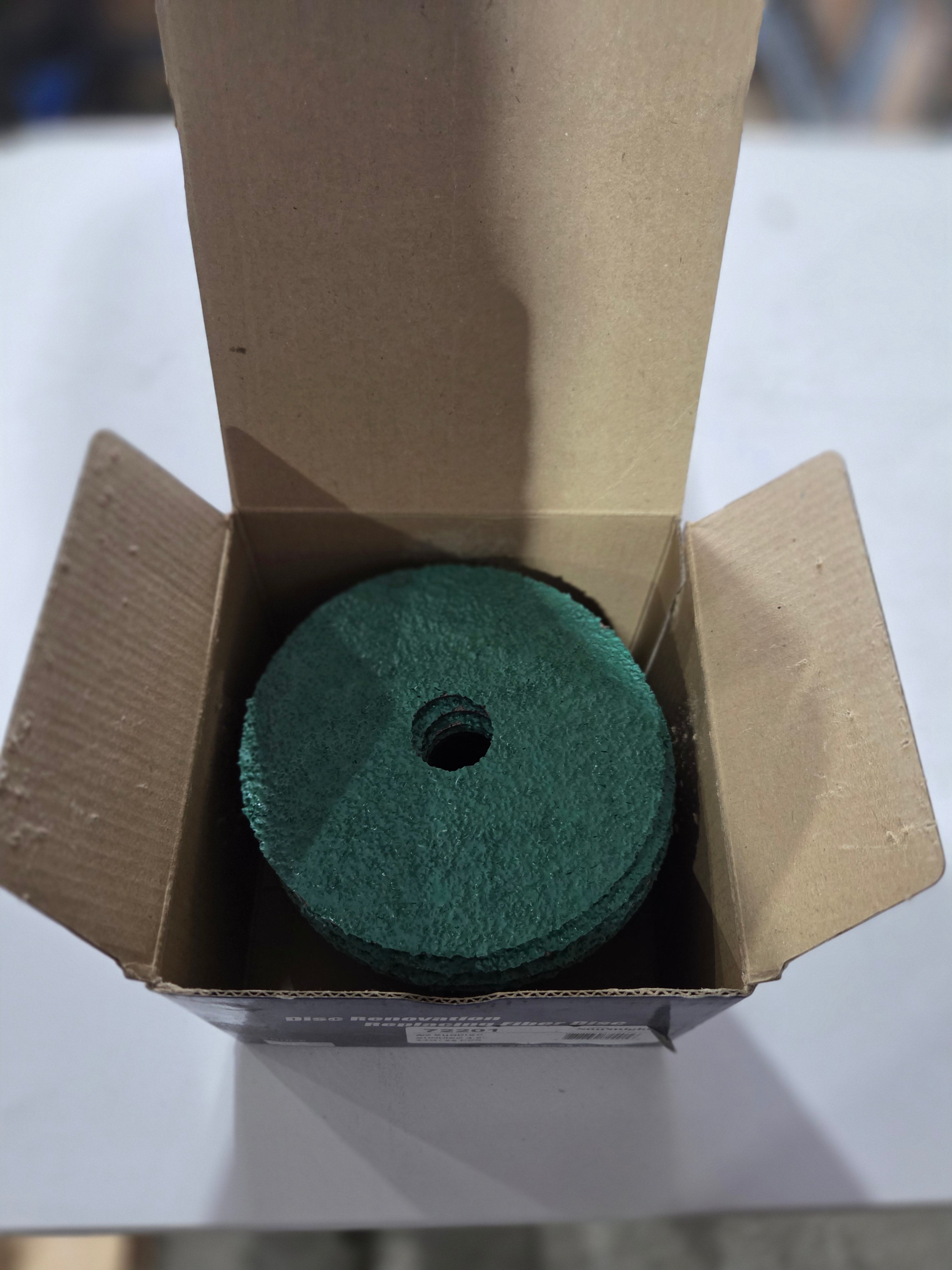 Sunmight 72201 4.5 inch 24 grit fibre disc 25 pack grinding disc