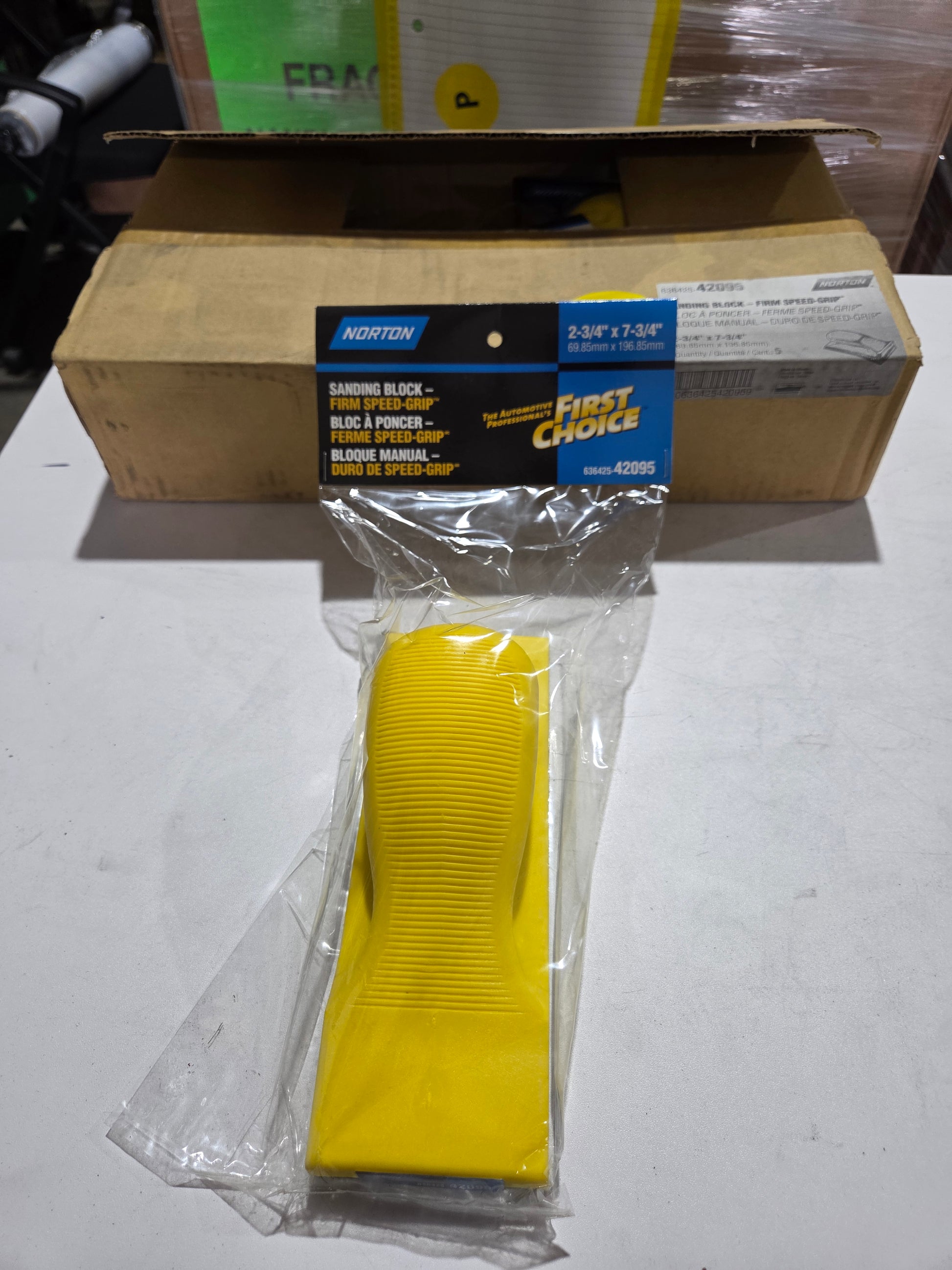 Norton 42095 NorGrip yellow firm foam hook and loop sanding block 2-3/4 x 7-3/4