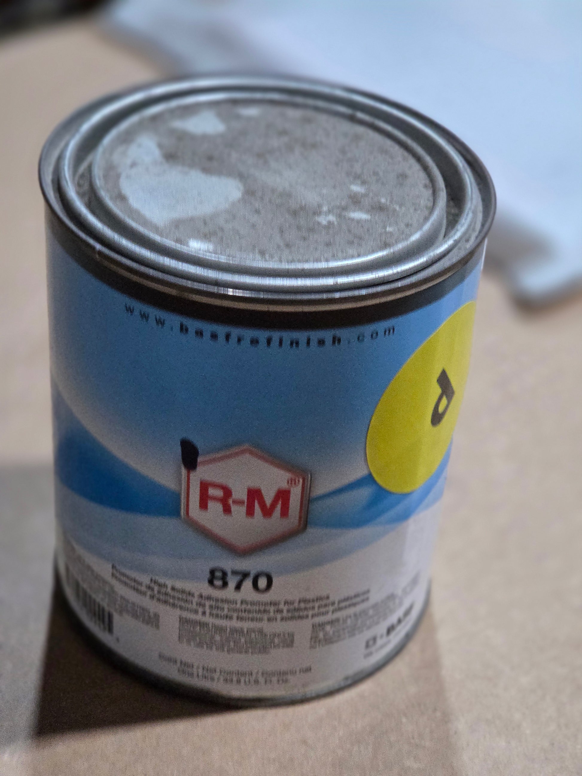 R-M 870 adhesion promoter sealer quart automotive plastic primer